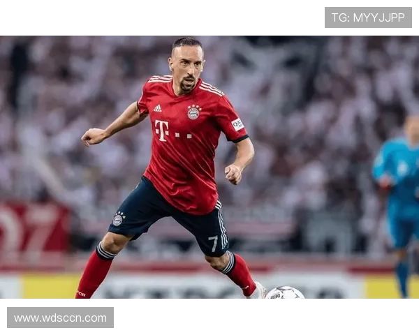 千禧年足球巨星风云再起：盘点21世纪初的传奇球员与足球盛世