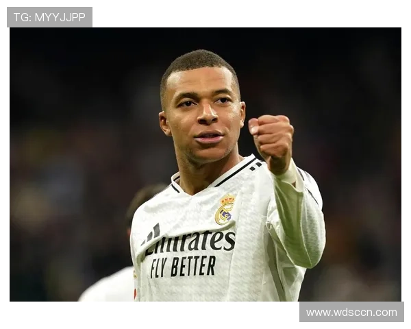 法国足球明星姆巴佩年纪多大是否影响他的未来成就分析