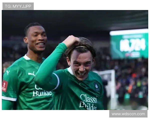 足球界逆袭之星：那些爆冷成名的球员与不为人知的背后故事